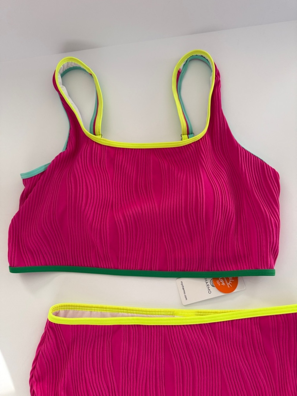 CHARMO || Neon Pink Ribbed High-Waist Bikini Set with Contrast Trim. Sz. XL - Picture 5 of 16